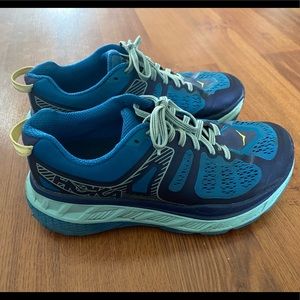 *FLASH SALE* HOKA one one